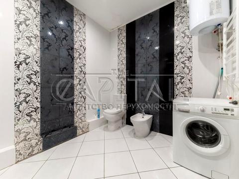 комерційна за адресою Кловський узвіз, 7a