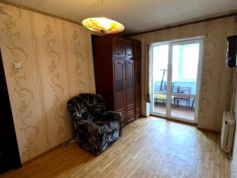 квартира по адресу Квартальна ул. (Гладкова), 35