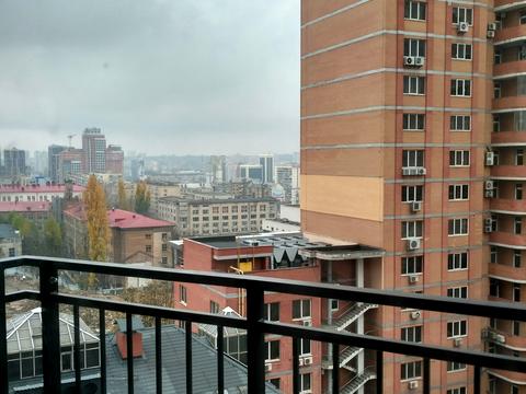 квартира по адресу Василия Тютюнника ул. (Анрі Барбюса), 28-А