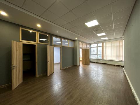 комерційна за адресою Кловський узвіз (Кловський), 7