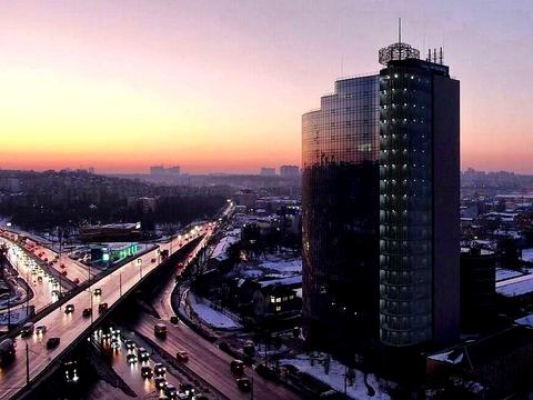 коммерческая по адресу Степана Бандеры просп. (Московський), 9