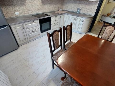 квартира за адресою Космонавтів вул., 128д