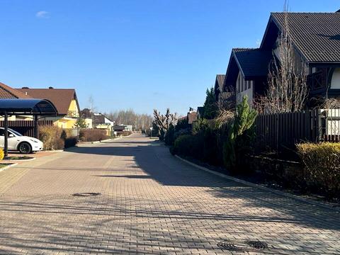 будинок за адресою Дмитра Вишневецького вул.