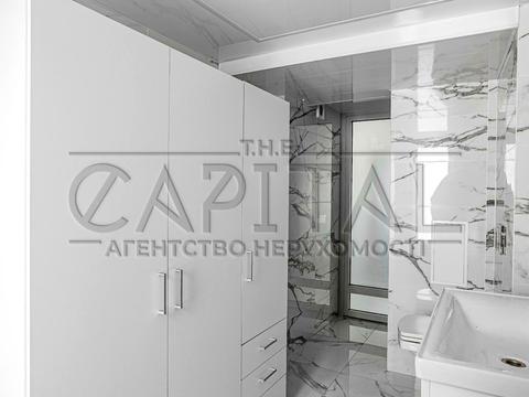 коммерческая по адресу Миколы Бажана просп., 16