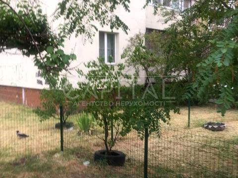 коммерческая по адресу Братства Тарасовцев ул. (Декабристів), 10-А