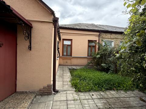 будинок за адресою Центральна, 23