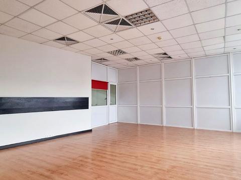 коммерческая по адресу Королеви Єлизавети ІІ ул. (Глинки), 2