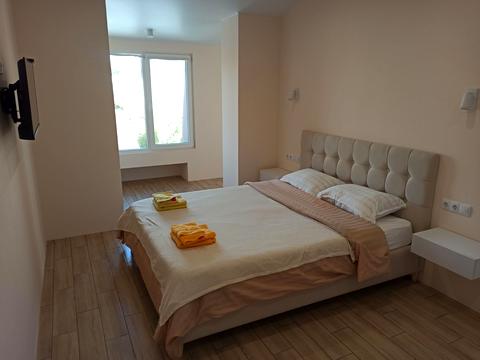 квартира по адресу Космичная ул., 5
