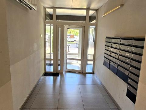 квартира за адресою Івана Кавалерідзе вул., 5