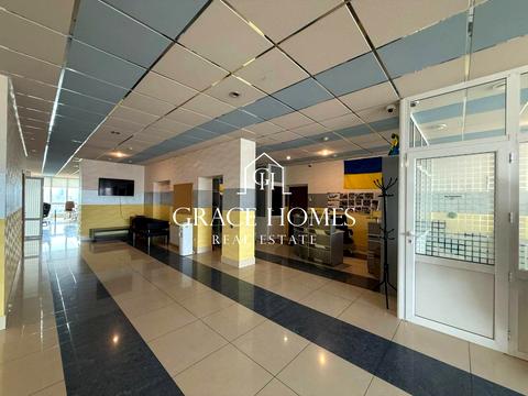 комерційна за адресою Саксаганського вул., 121