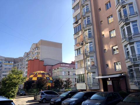 квартира за адресою Плугова вул., 2а
