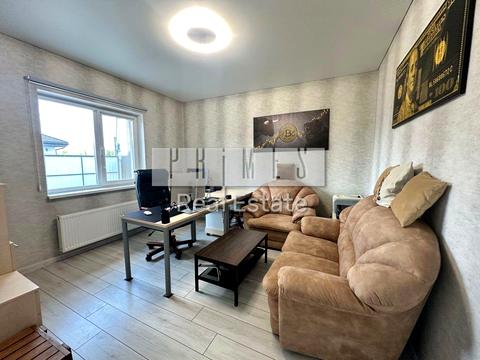 дом по адресу центральна