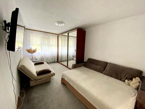 квартира за адресою Андрія Малишка вул., 3