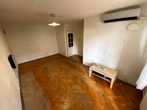 квартира за адресою Межигірська вул., 54