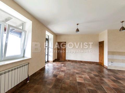 будинок за адресою Каштанова вул., 8
