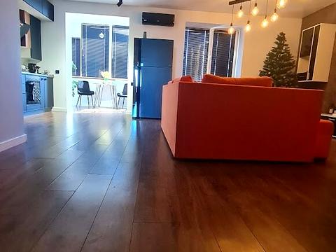 квартира за адресою Мостобудівників вул., 18