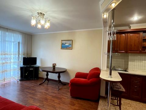 квартира за адресою Миколи Голего вул. (Лебедєва-Кумача), 5