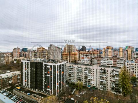 квартира за адресою Київ, Казарменна вул. (Григорія Андрющенка), 6б
