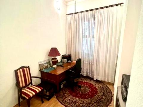 квартира за адресою Олеся Гончара вул., 42-Б