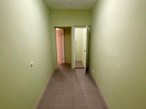 комерційна за адресою Торгова вул., 40