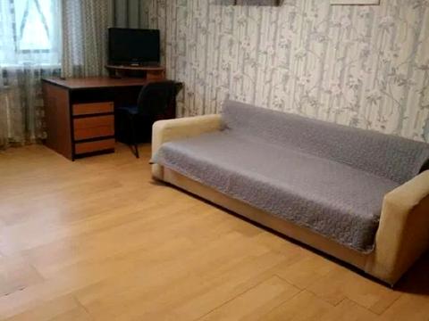 квартира за адресою Академіка Єфремова вул. (Командарма Уборевича), 7-А