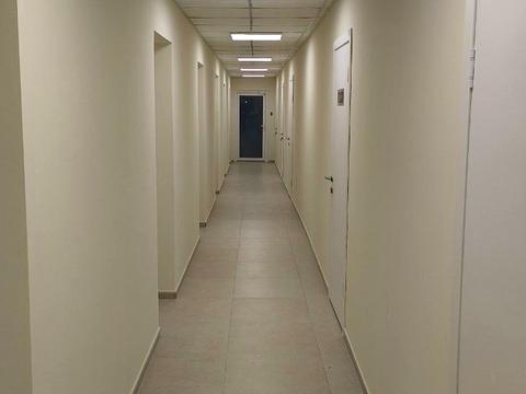 комерційна за адресою Ніла Армстронга вул. (Казакова), 1д