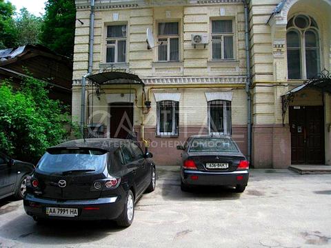 комерційна за адресою Київ, Івана Франка вул., 13