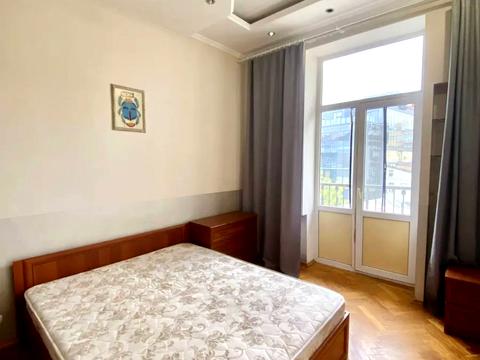 квартира за адресою Велика Васильківська вул. (Червоноармійська), 24