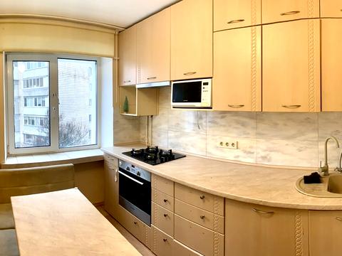 квартира за адресою Стратегічне шосе (Науки), 15