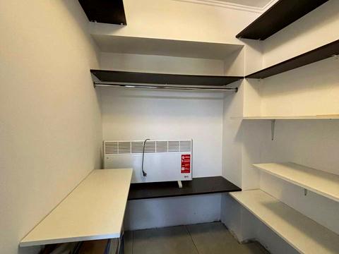комерційна за адресою Володимира Івасюка вул., 7