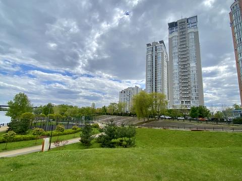 квартира за адресою Володимира Івасюка просп. (Героїв Сталінграду), 2г