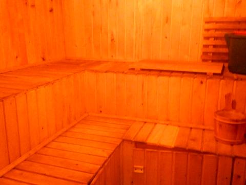 дом по адресу Рибальська