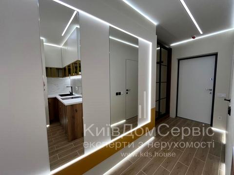 квартира за адресою Олега Мудрака вул. (Генерала Наумова), 1-Б