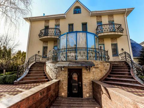 будинок за адресою Центральна вул.