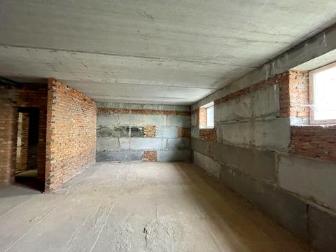 комерційна за адресою Білокур, 3г