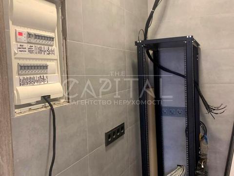 комерційна за адресою Жилянська вул., 68