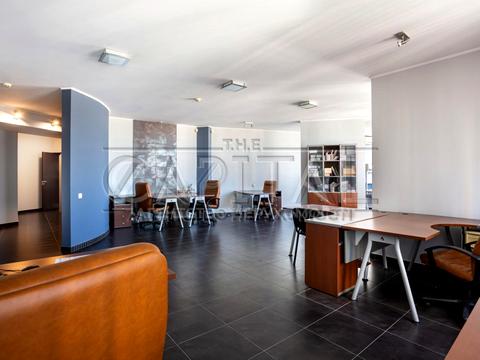 комерційна за адресою Микільсько-Слобідська вул., 2