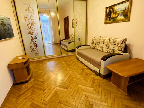 квартира по адресу Поповича ул., 7