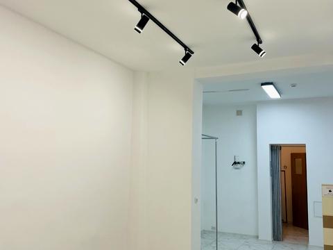 комерційна за адресою Золота вул. (), 18