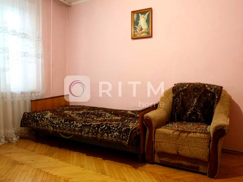 квартира за адресою Кирила Студинського вул., 6