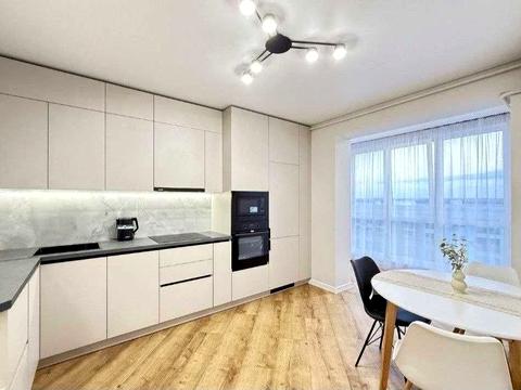 квартира за адресою Студентська, 24а 