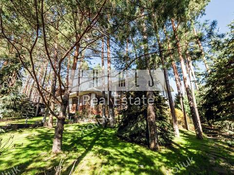 будинок за адресою Осіння