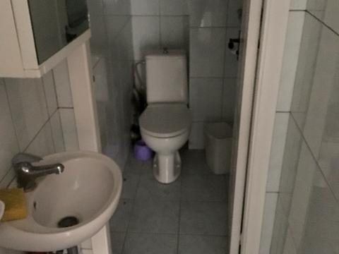 комерційна за адресою Шевченка вул., 5