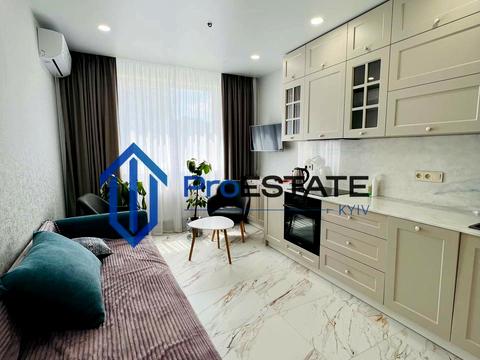 квартира по адресу Ревуцкого ул., 40-В