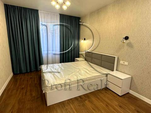 квартира за адресою Літературна вул. (Чехова), 27