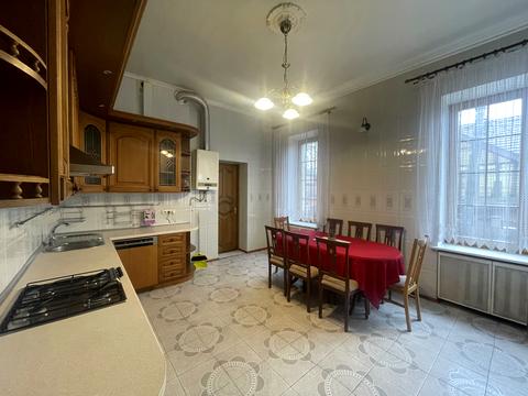 комерційна за адресою Білицька вул., 31