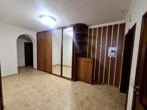 квартира за адресою Голосіївський просп. (40-річчя Жовтня), 68