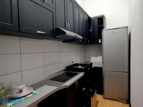 комерційна за адресою Конституційна вул., 15