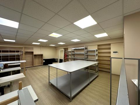 комерційна за адресою Горького, 5 В