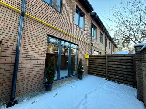 будинок за адресою Українська вул., 71